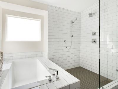 Shower with Built-in Shelving