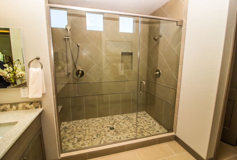 Compact Corner Shower
